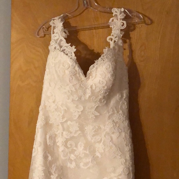 Casablanca Wedding dress Style 2155 - Picture 4 of 8